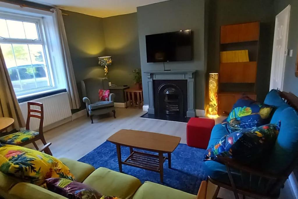 גטשהד Peaceful Home From Home - Spacious 3 Bedroom House Accommodating 7 - Ideal For Families And Workers מראה חיצוני תמונה